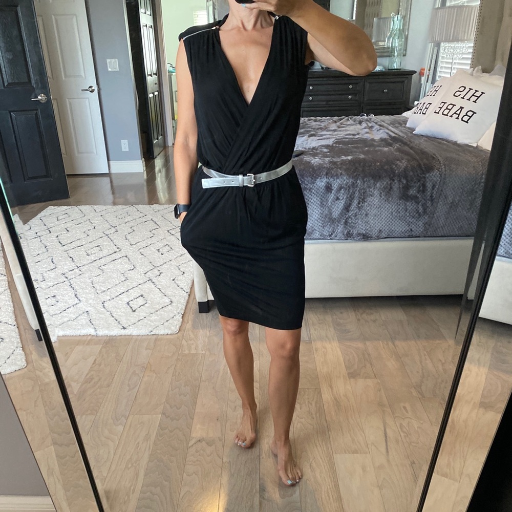 Robert Rodriguez black plunge dress Sz 0